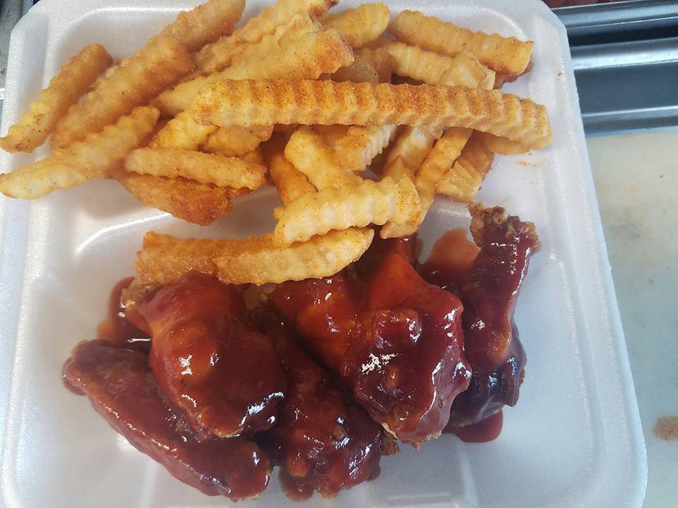 Wingnut Food Truck Catawissa Roaming Hunger