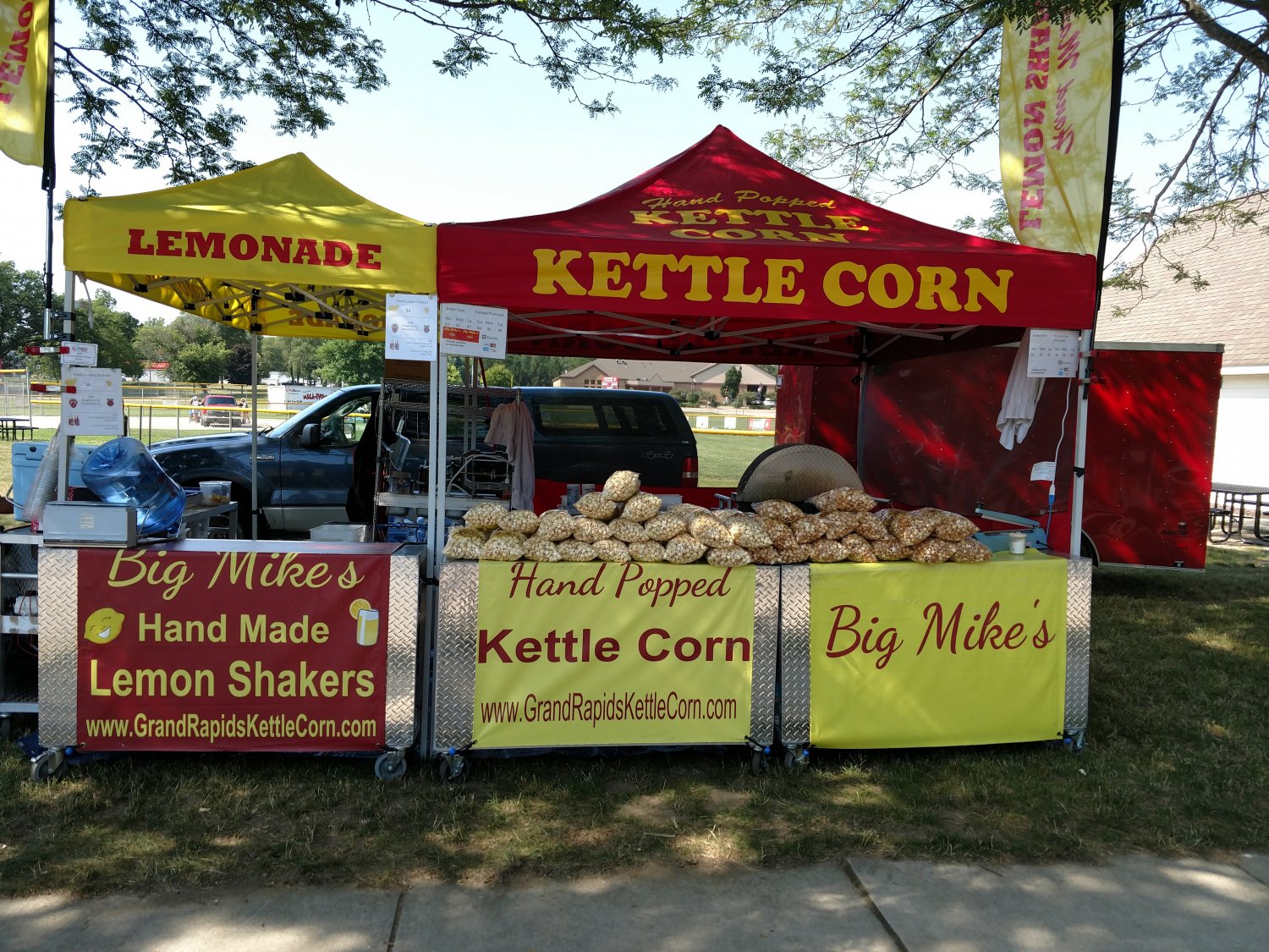 Big Mike's Kettle Corn Jenison Roaming Hunger