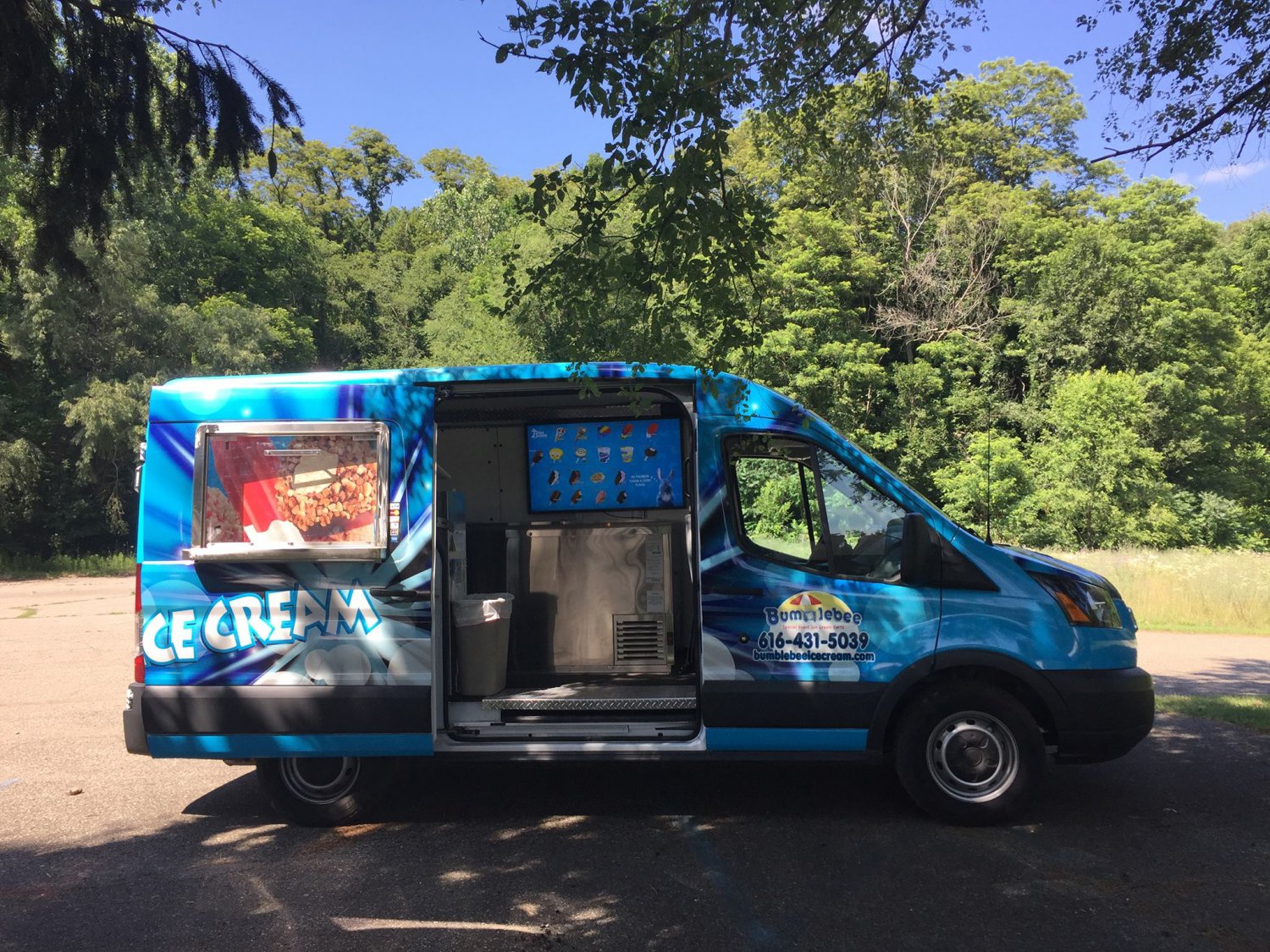 Bumblebee Ice Cream Truck Grand Rapids Roaming Hunger